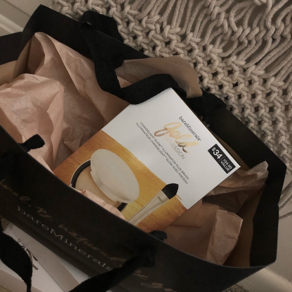 bareMinerals•Gold Obsession Illuminator + brush - Picture 6 of 6